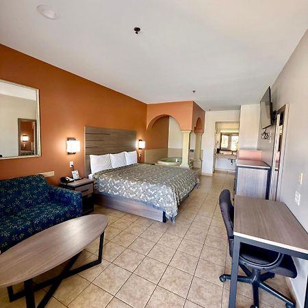 Weslaco Inn - Weslaco/Mercedes Bagian luar foto