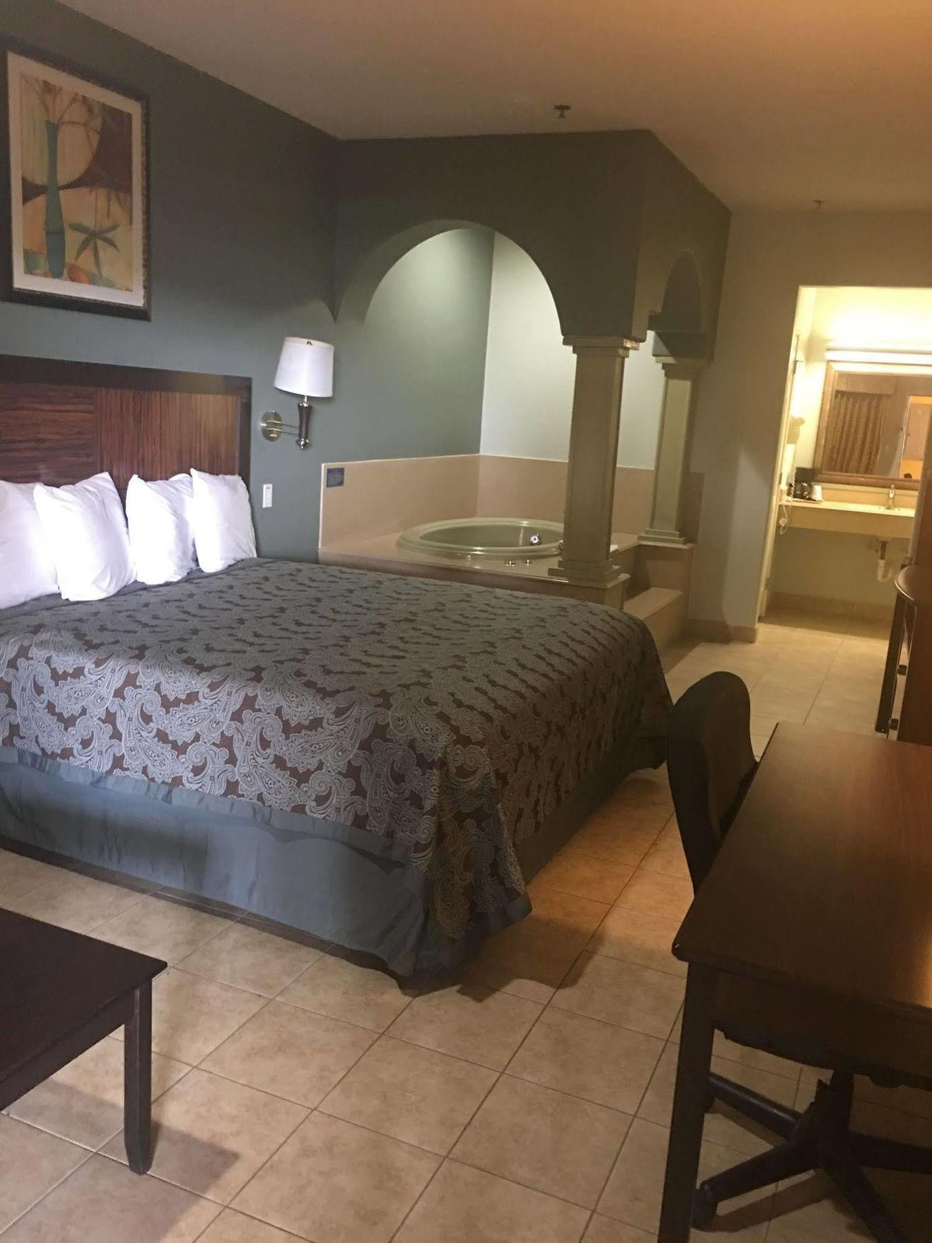 Weslaco Inn - Weslaco/Mercedes Bagian luar foto