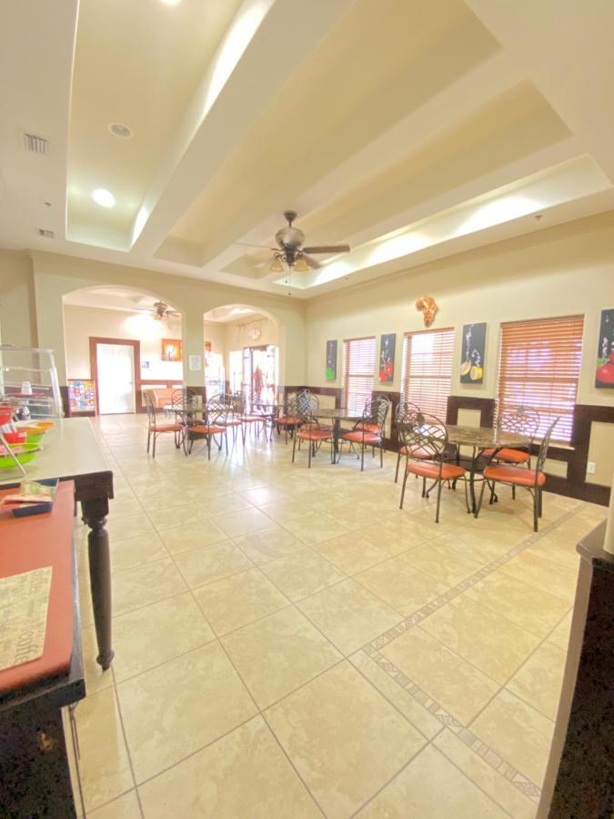 Weslaco Inn - Weslaco/Mercedes Bagian luar foto